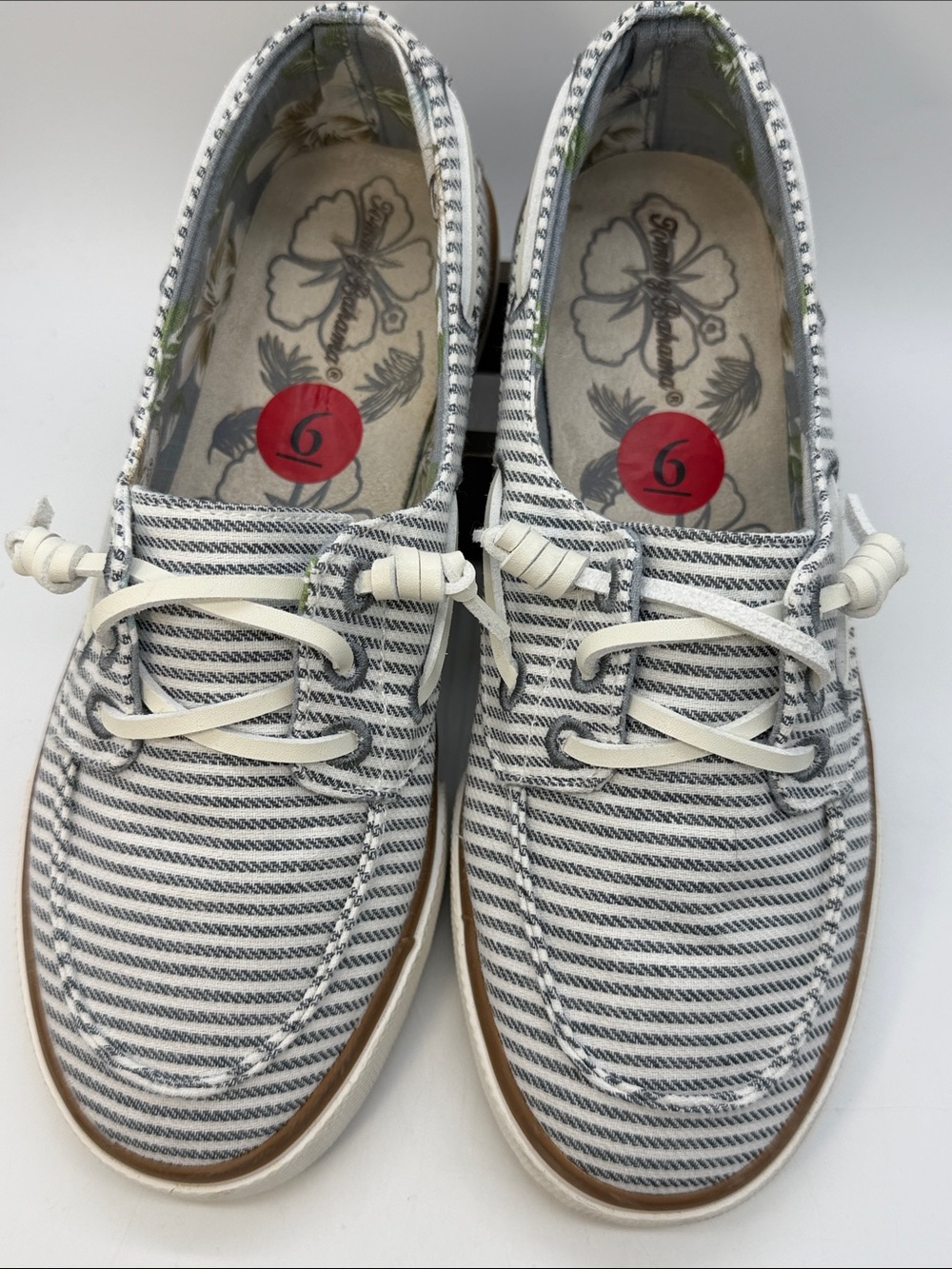 Tommy Bahama Pin Stripe Deck Style Slip-ons Sz 6